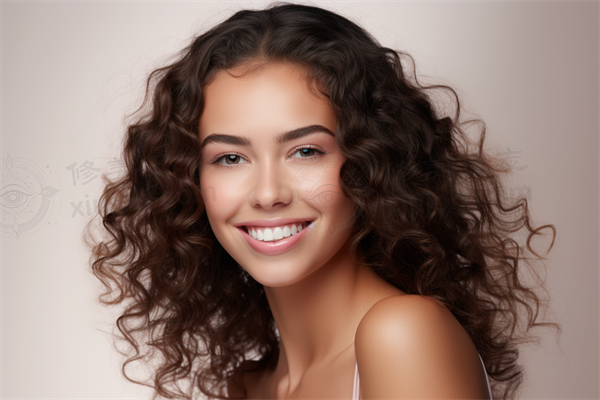 保养素去鼻背纹攻略：我整理了10家私立医院的评价，终选定了两家进行治疗体验分享。