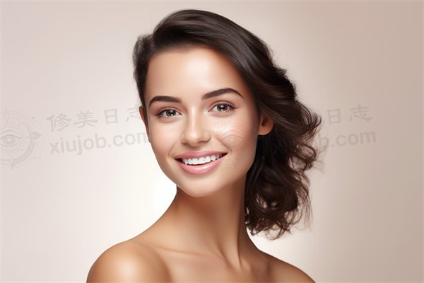 北京丽格稙云医疗美容诊所发迹线种植现价7800元起，原价9800元起，限时优惠，优异机会不容错过！