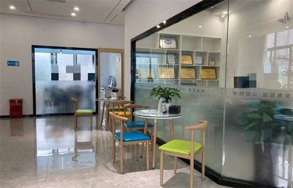 成都牙博士口腔麦牙店接待区