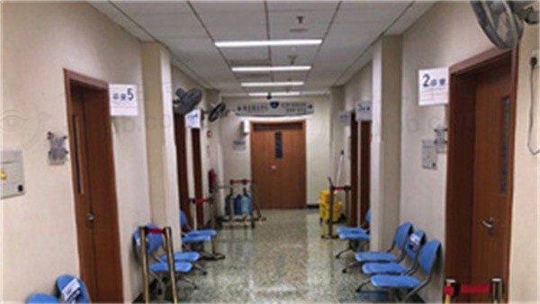 汕头康视眼科医院走廊