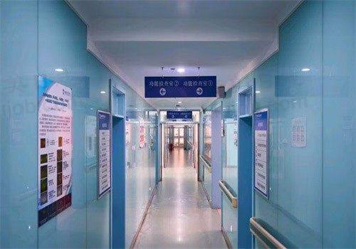 赤峰朝聚眼科医院全飞秒手术多少钱？仅需8000元起