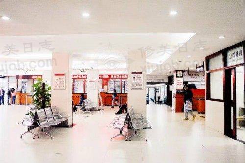 从资历技术口碑多角度解析：深圳华侨医院医疗美容科罗奇做的手术怎么样