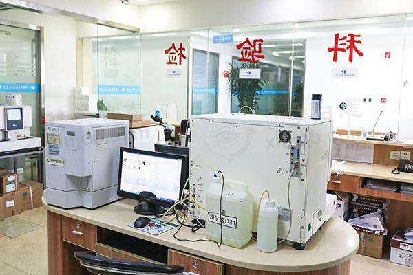 北京华厦民众眼科医院全飞秒近视手术多少钱？价格实惠效果好！