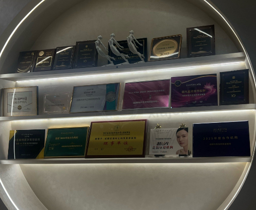 我被毛孔痘痘困扰多年，黄金微针一周就让我皮肤大变样！ 